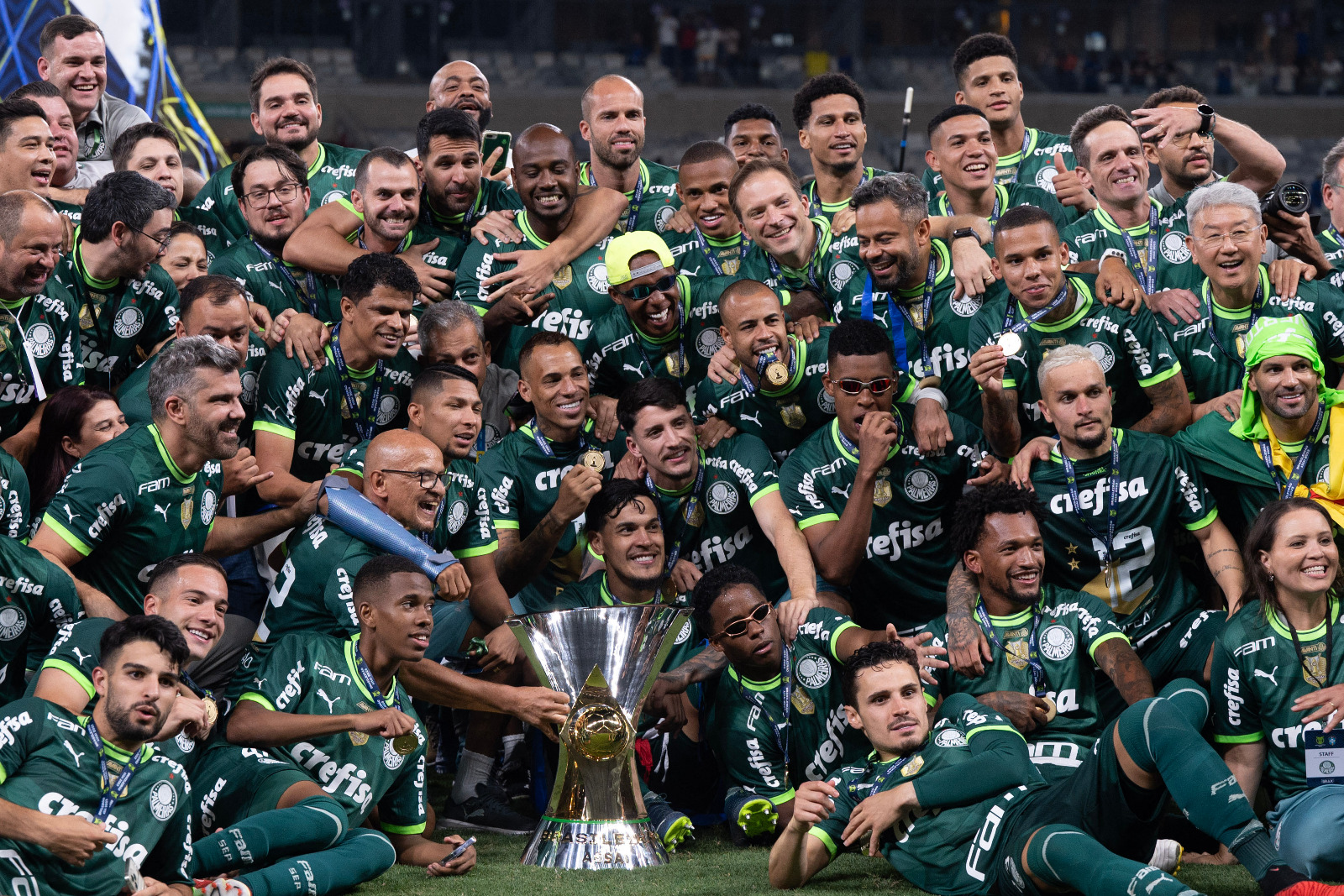Jogadores comemorando